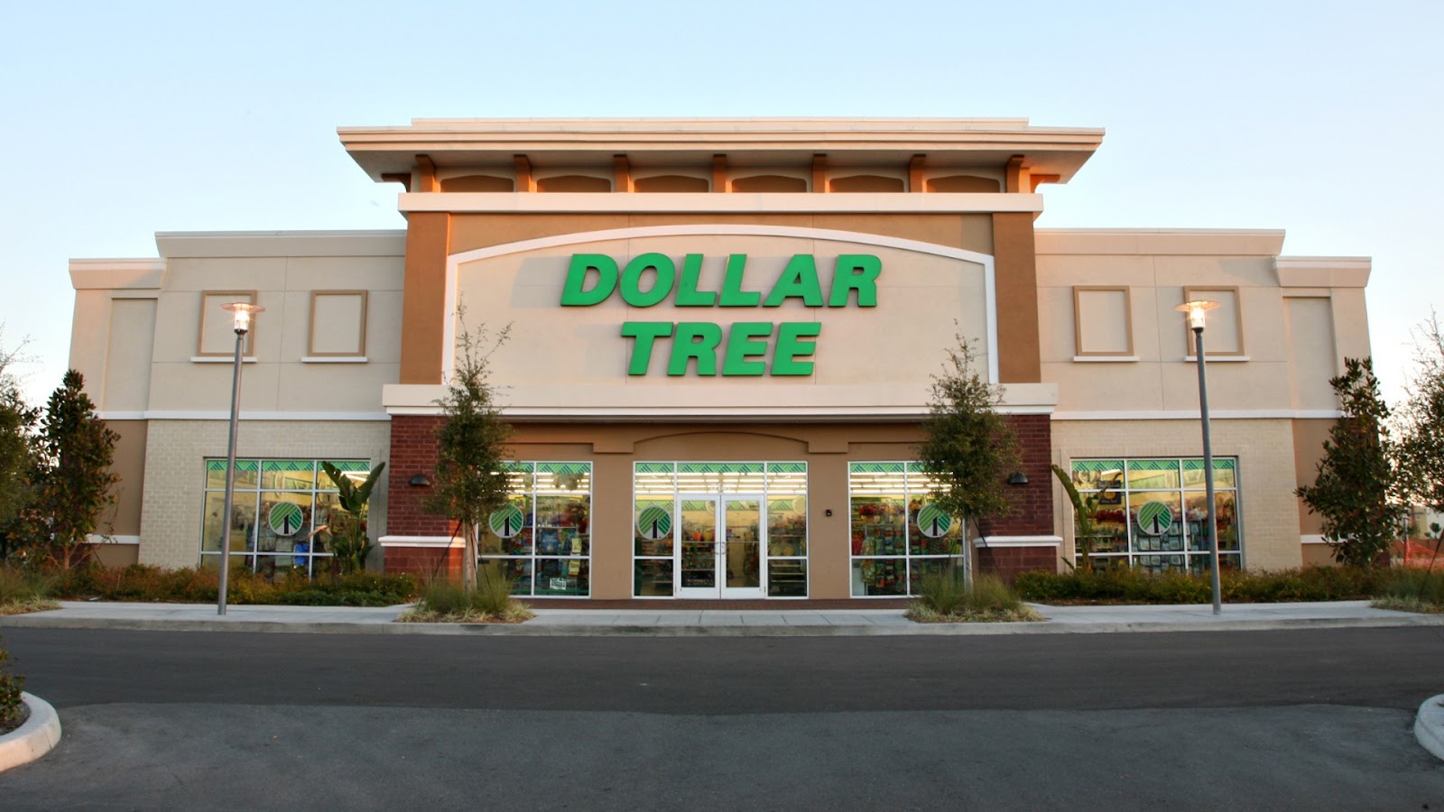 Dollar Tree in Oak Park