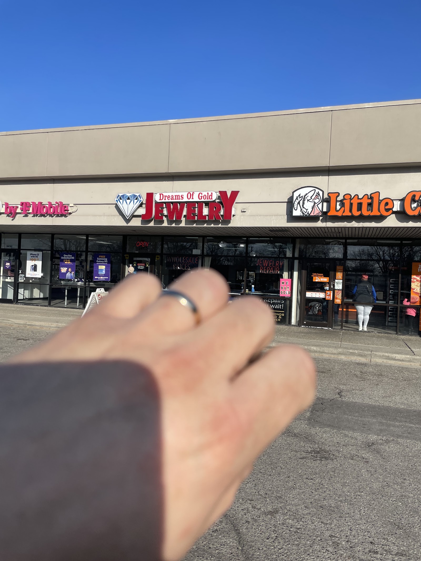 Dreams Of Gold Jewelry in Oak Park