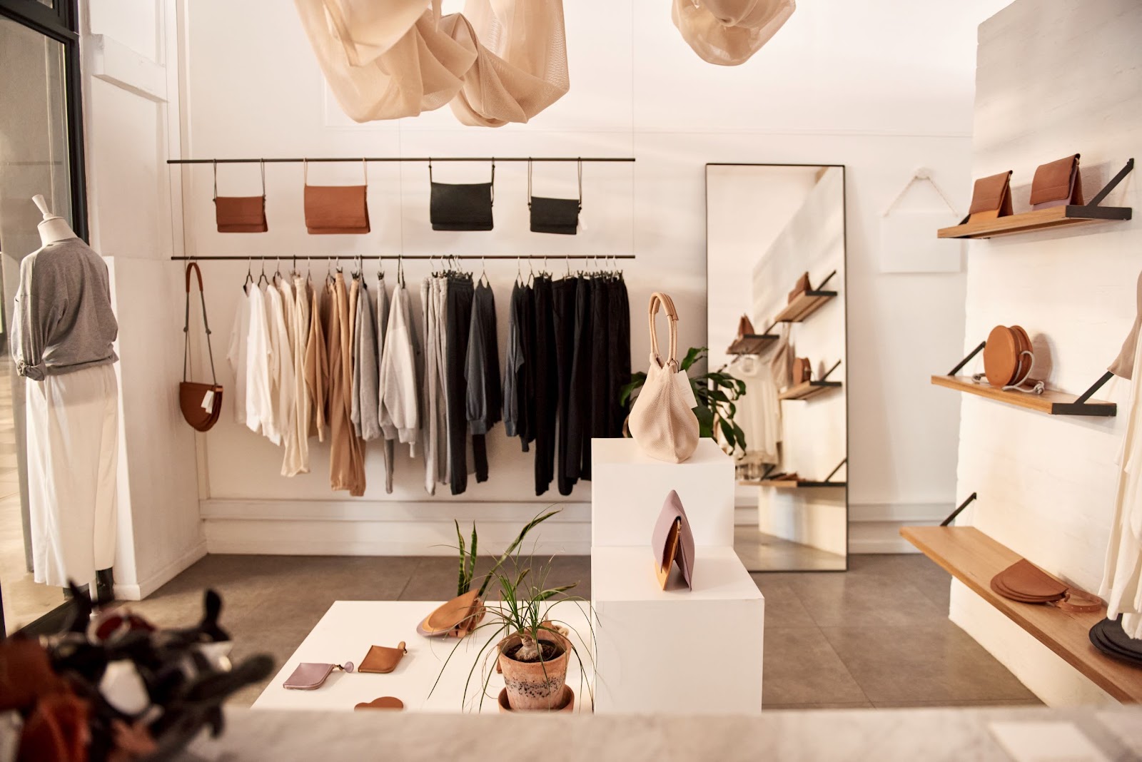 Felicita’s Exquisite Fashion — photo
