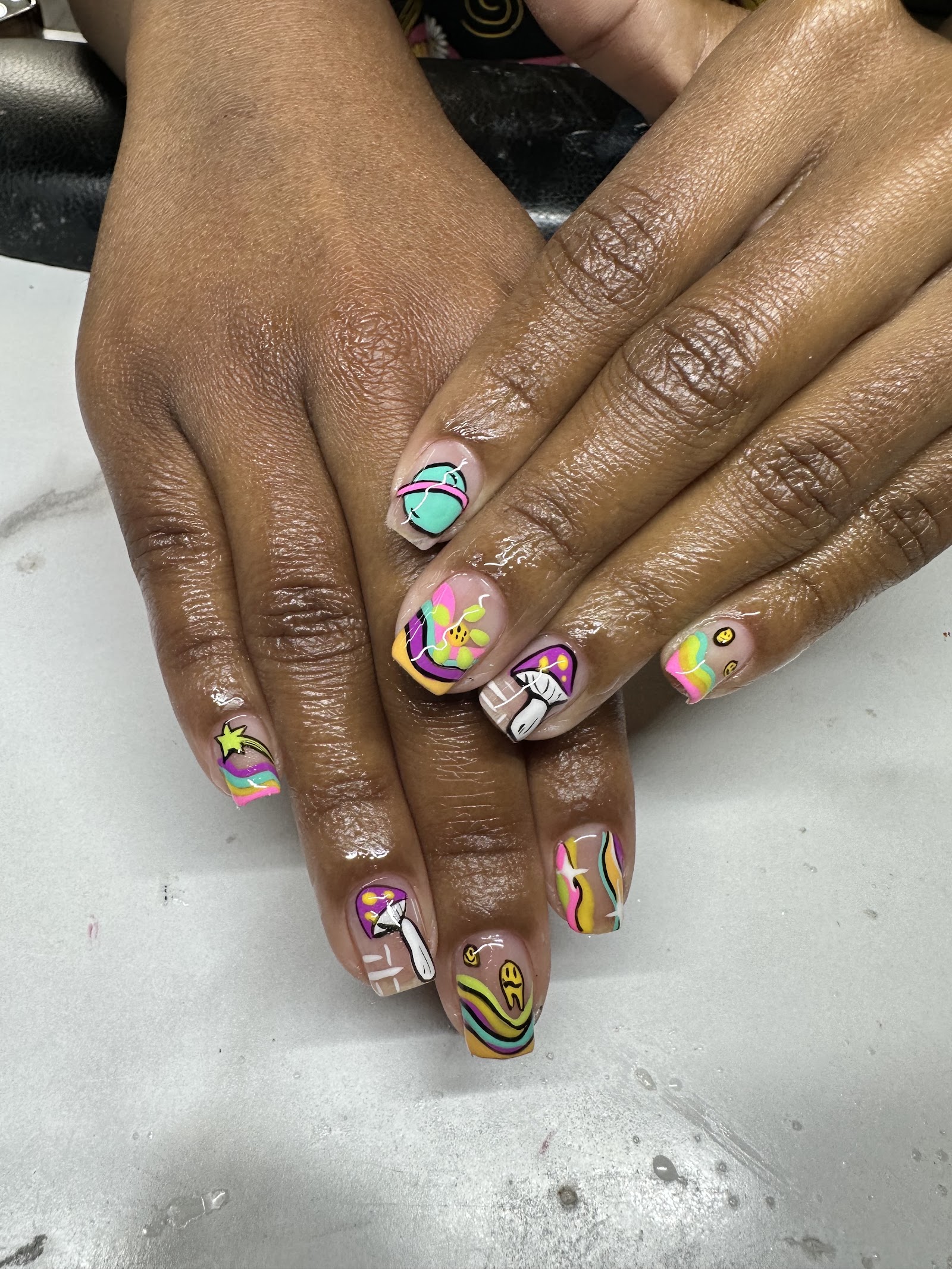 Key 2 Nails Parlor in Oak Park