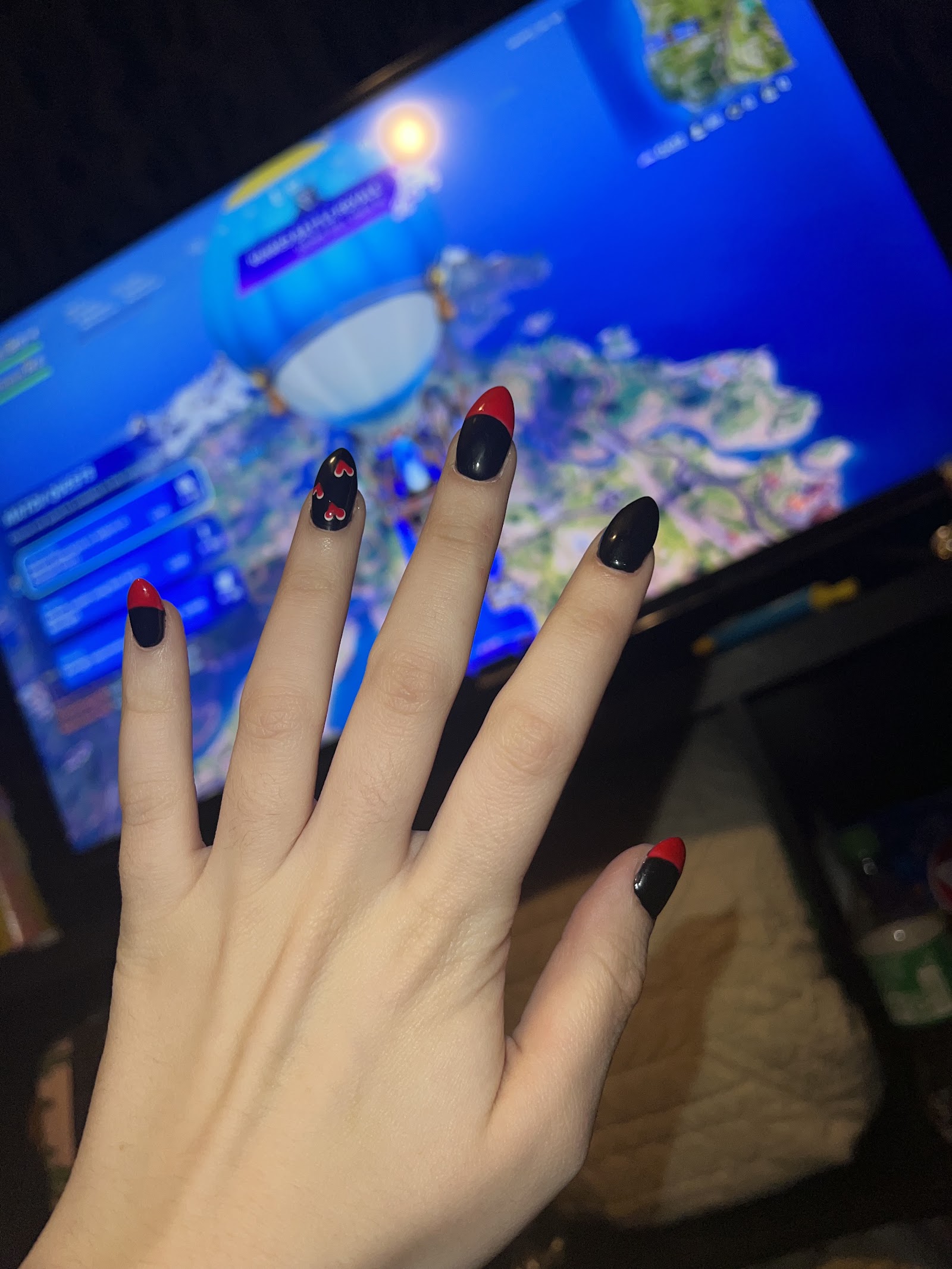 Modern Nails in Oak Park