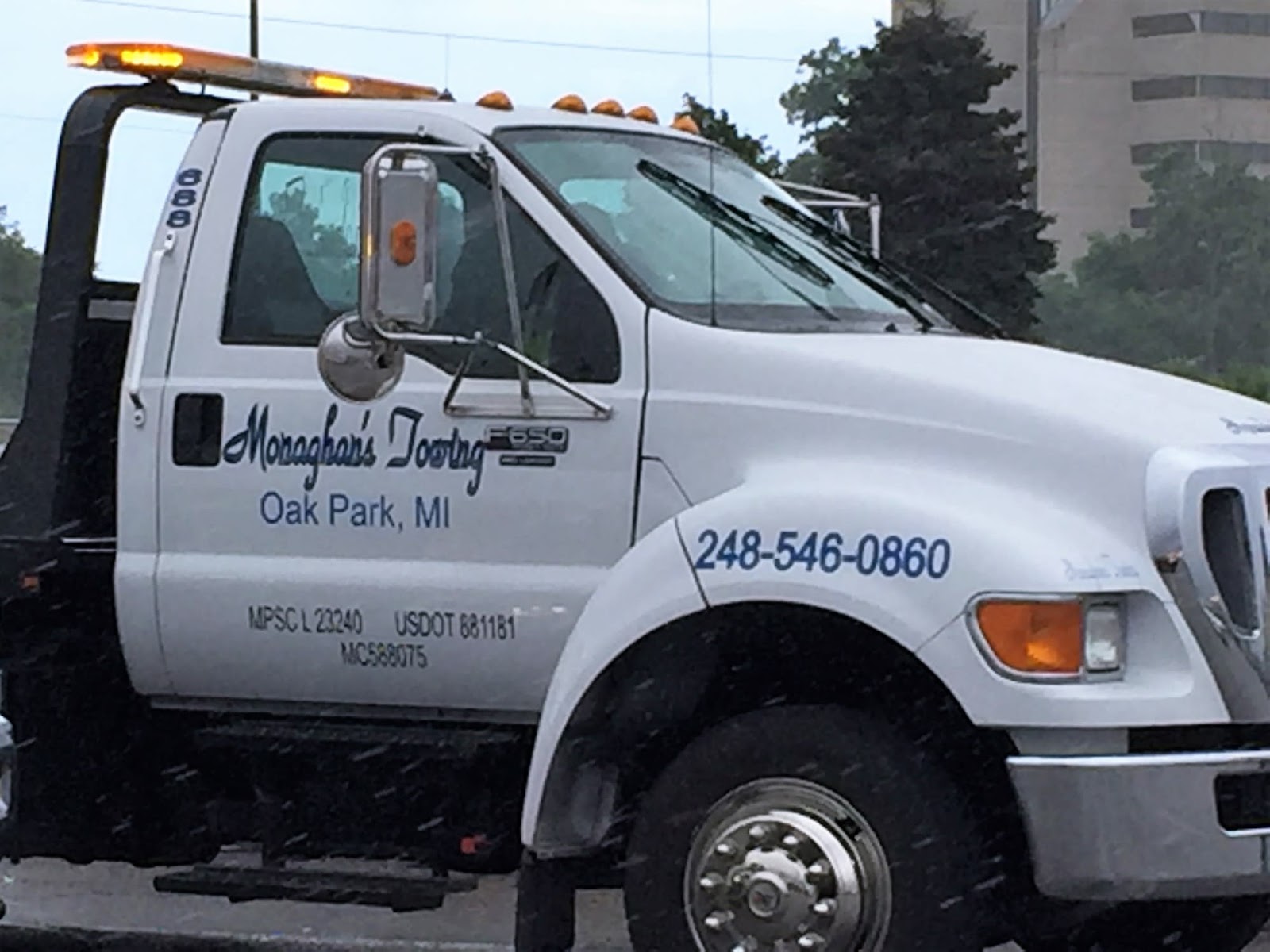 Monaghan's Towing in Oak Park