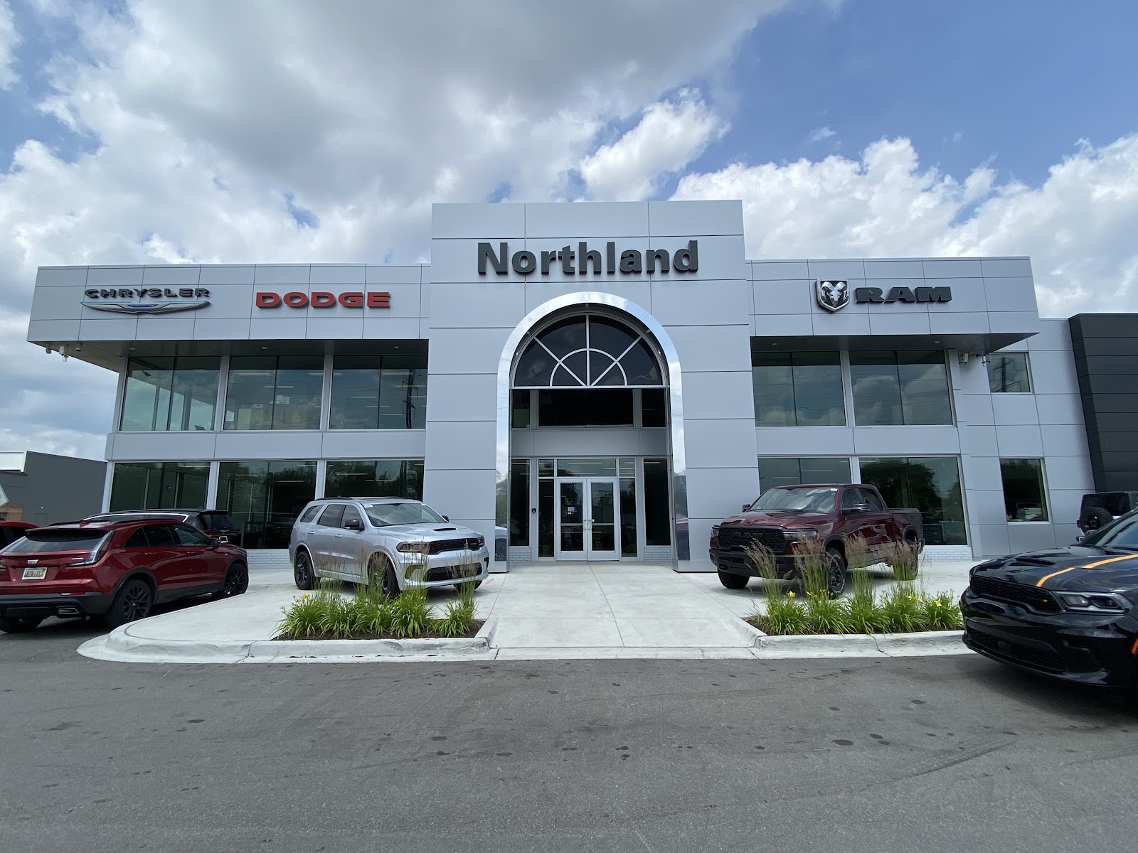 Northland Chrysler Dodge Jeep Ram in Oak Park