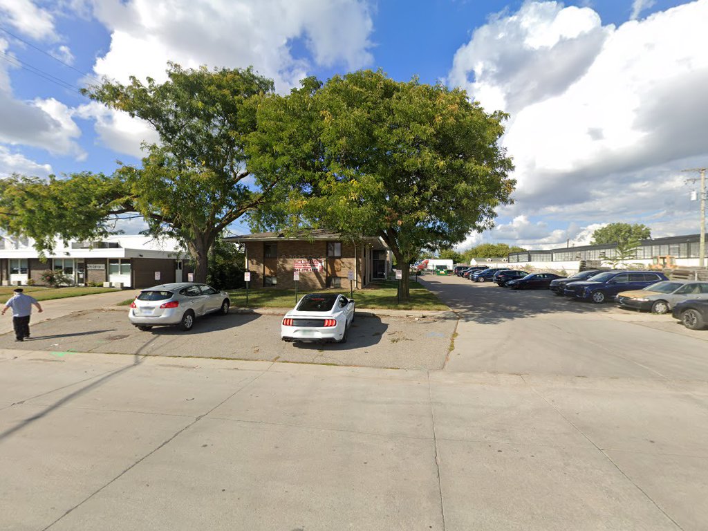 Rich&Rare Body Bar in Oak Park